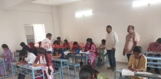 కొనసాగుతున్న డిగ్రీ పరీక్షలు