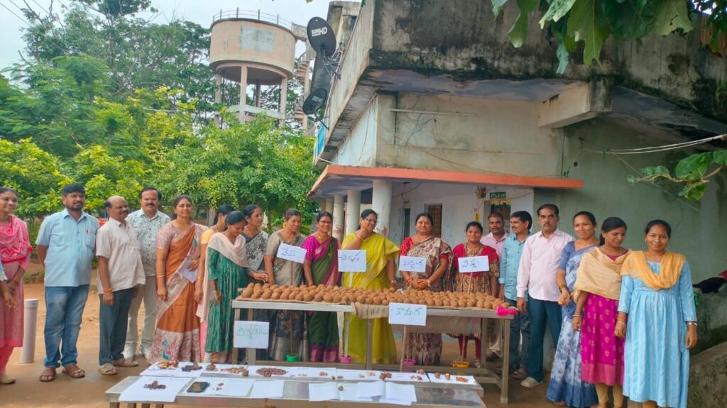 ఏజీహెచ్ఎస్ రోంపైడ్ పాఠశాలలో హరిత యజ్ఞం: విద్యార్థులచే 2,000 సీడ్ బాల్స్ తయారీ