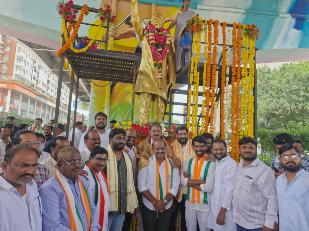 రాజీవ్ జయంతి.. కాంగ్రెస్ శ్రేణుల ఘన నివాళి