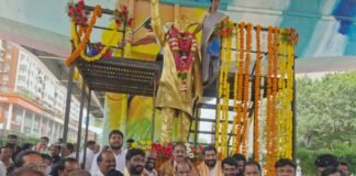 రాజీవ్ జయంతి.. కాంగ్రెస్ శ్రేణుల ఘన నివాళి