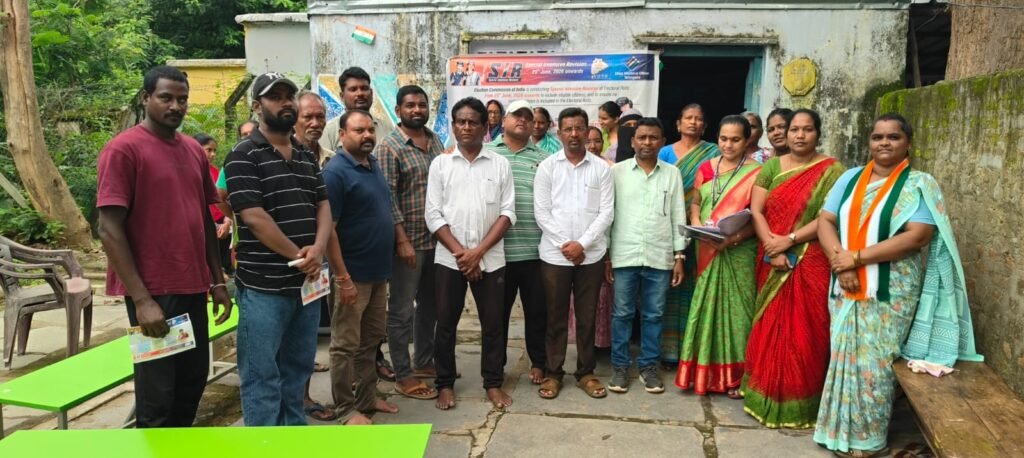 ఇల్లందు 22వ వార్డులో ఓటర్ల జాబితా ప్రక్షాళన: ఓటర్లు ఆందోళన చెందొద్దు – కౌన్సిలర్ కొర్లపాటి శివ కిరణ్