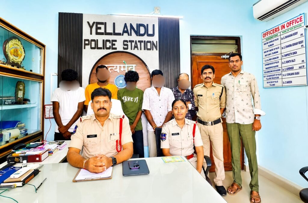 ఇల్లందులో పోలీసుల వేట: గంజాయి సేవిస్తున్న ఐదుగురు పట్టివేత