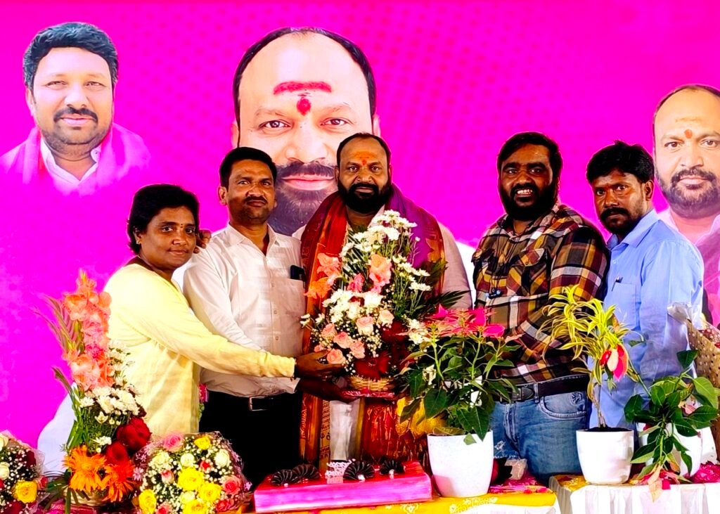 బీఆర్ఎస్ సీనియర్ నాయకులు వట్టి ఉపేందర్ రెడ్డి జన్మదిన శుభాకాంక్షలు: ఎర్ర యాకన్న, అధ్యక్షులు (TWJF).
