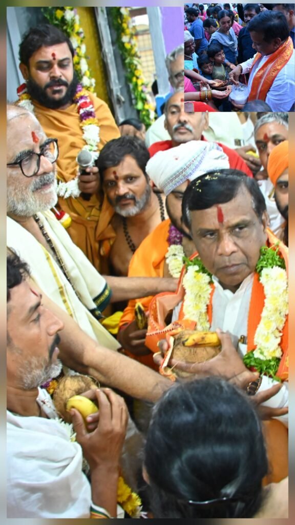 జెండా జాతర ఉత్సవంలో పాల్గొన్న అర్బన్ ఎమ్ ఎల్ ఏ ధన్ పాల్ సూర్యనారాయణ గుప్త