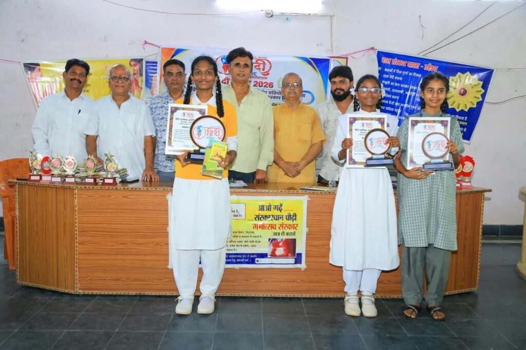 పాఠశాలల్లో హిందీ బ్రాండ్ అంబాసిడర్ల నియామకం: ఇన్‌స్టిట్యూట్ ఆఫ్ జర్నలిజం ప్రిన్సిపాల్ మహేష్ అగర్వాల్ ప్రకటన