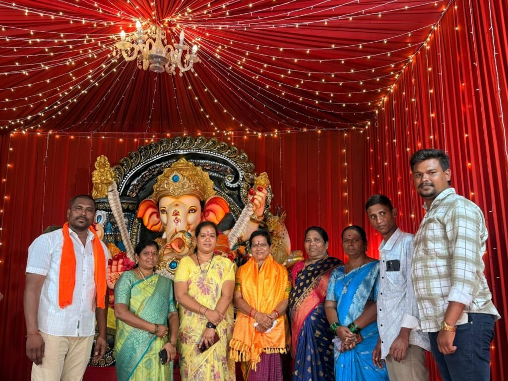 20వ వార్డులో వైభవంగా మహా అన్నప్రసాద వితరణ: పాల్గొన్న ఎమ్మెల్యే సతీమణి లక్ష్మి, నాయకులు
