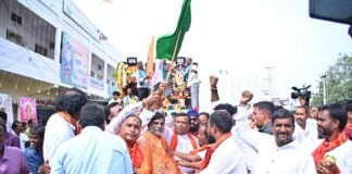 రాష్ట్రంలోనే ప్రత్యేకం ఇందూరు వినాయకుడి శోభాయాత్ర