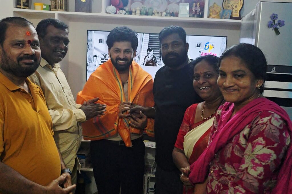 కుత్బుల్లాపూర్‌లో గ్రేటర్ హైదరాబాద్ గౌడ సంక్షేమ సంఘం అధ్యక్షులు సురేష్ గౌడ్‌కు ఘన సన్మానం