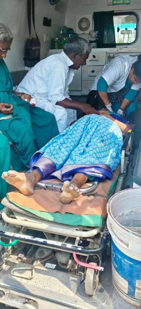 బైక్ ఢీకొని మహిళ మృతి