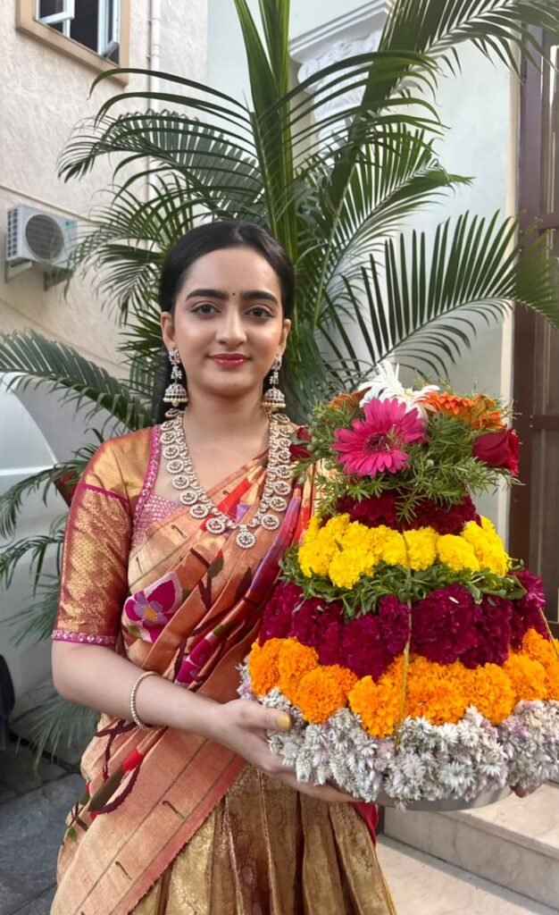 కూకట్‌పల్లిలో ఘనంగా బతుకమ్మ వేడుకలు